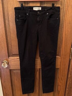 Textile Elizabeth and James Debbie Black Skinny Jeans – Size 28